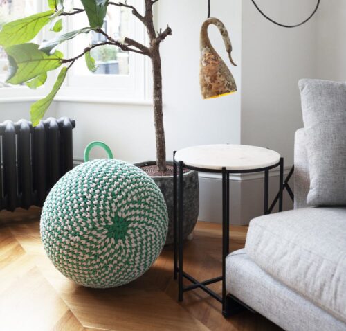 "Balla Moo" crochet pouf with handle green + white