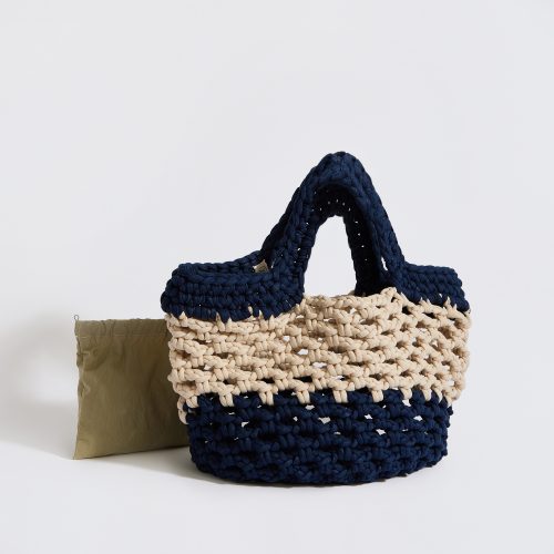 “Ingrid Grande” crochet tote bag with waterproof pouch blue + beige